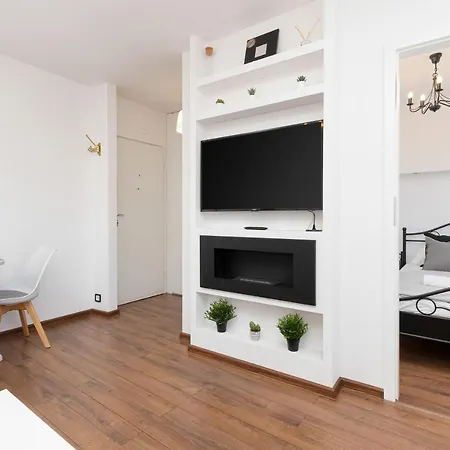 Motlawa Bulvar Z Widokiem Na Motlawe By Renters 아파트 그단스크