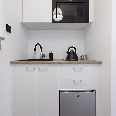 Motlawa Bulvar Z Widokiem Na Motlawe By Renters